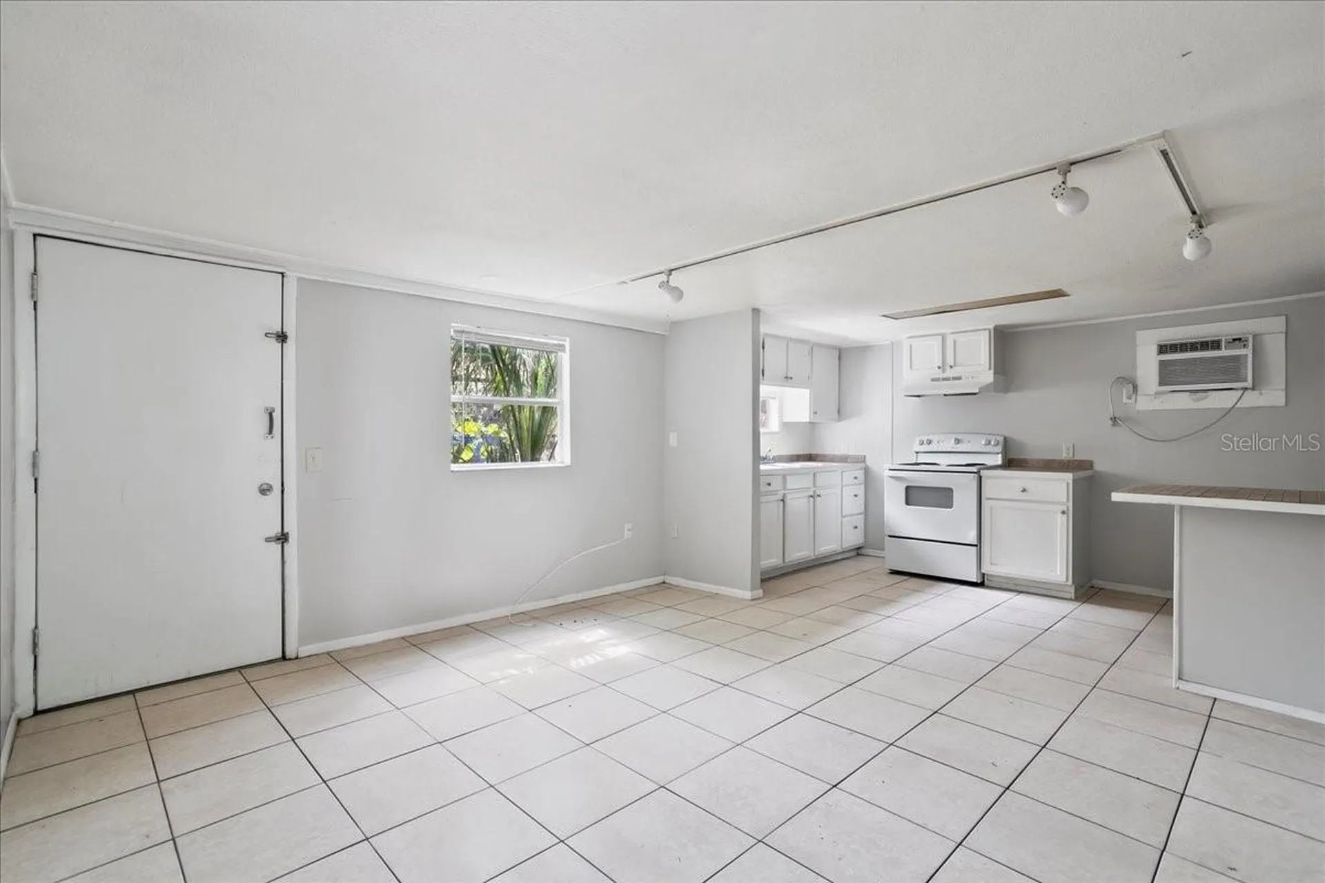 724 W Central Avenue Winter Haven FL 33880