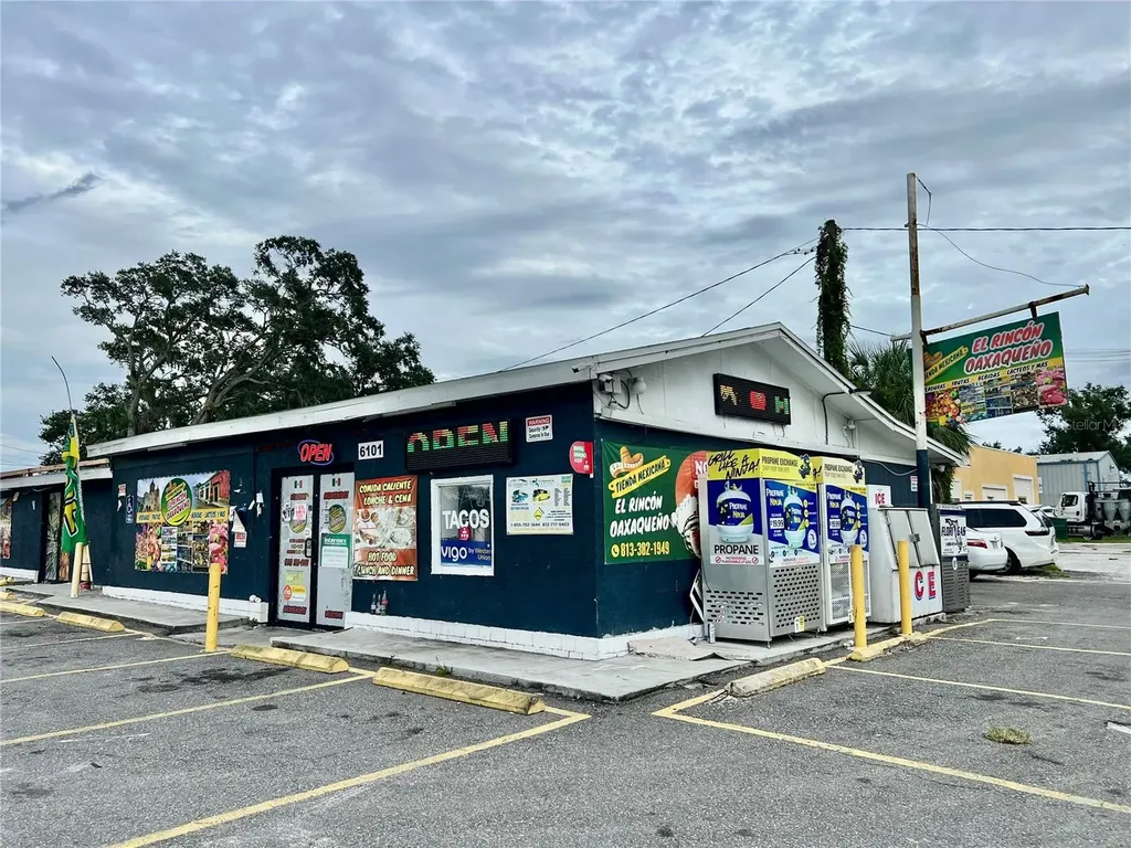 6101 Symmes Road Gibsonton FL 33534
