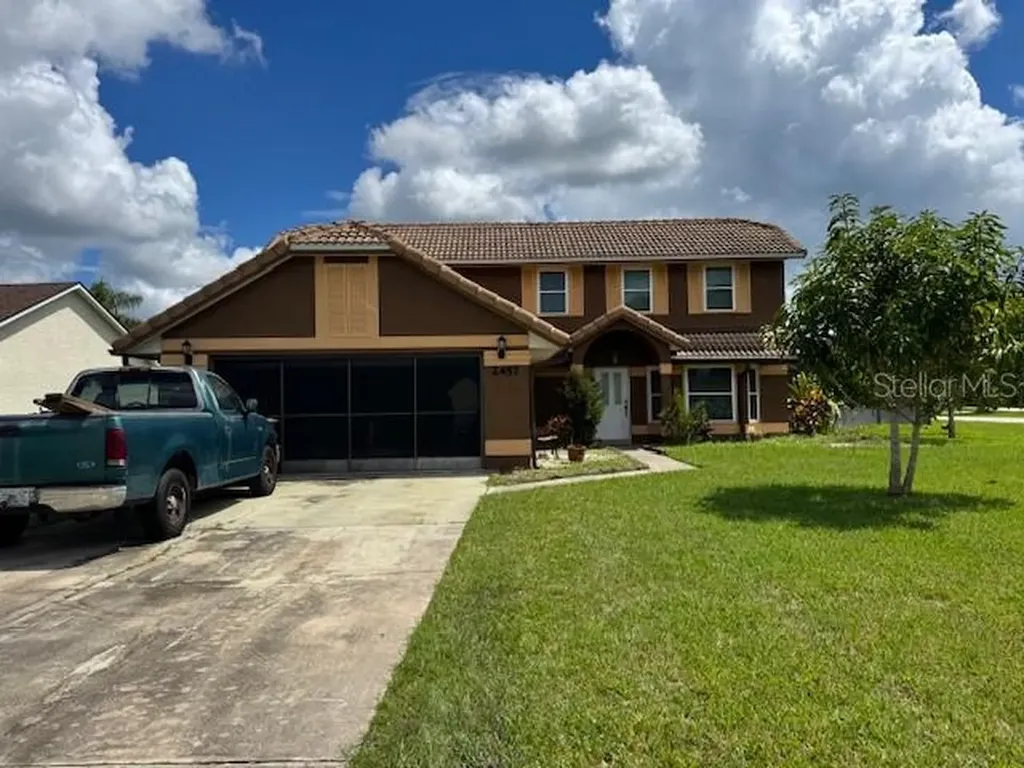 2457 Ravendale Court Kissimmee FL 34758