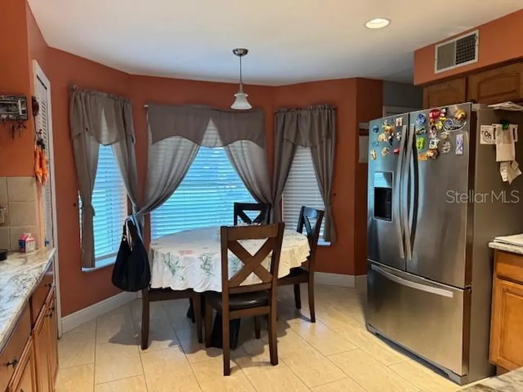 2457 Ravendale Court Kissimmee FL 34758