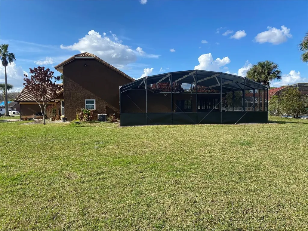 2457 Ravendale Court Kissimmee FL 34758