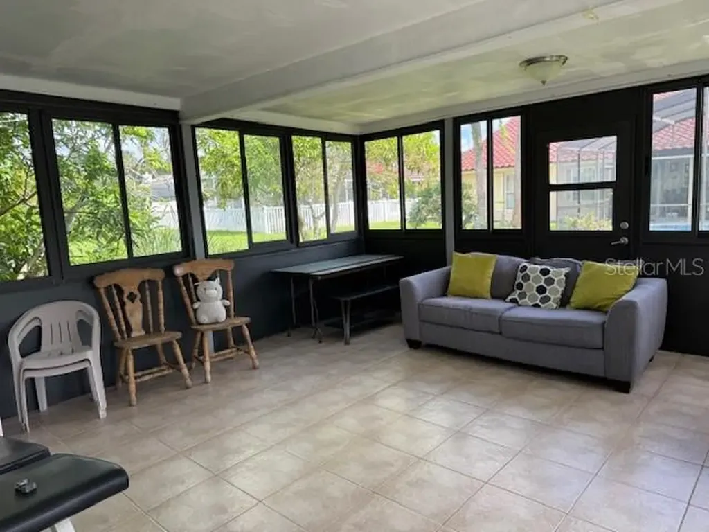 2457 Ravendale Court Kissimmee FL 34758