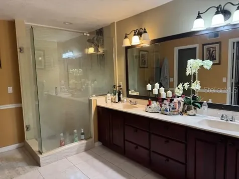 2457 Ravendale Court Kissimmee FL 34758