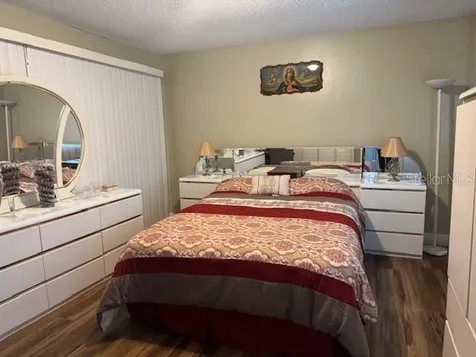 2457 Ravendale Court Kissimmee FL 34758