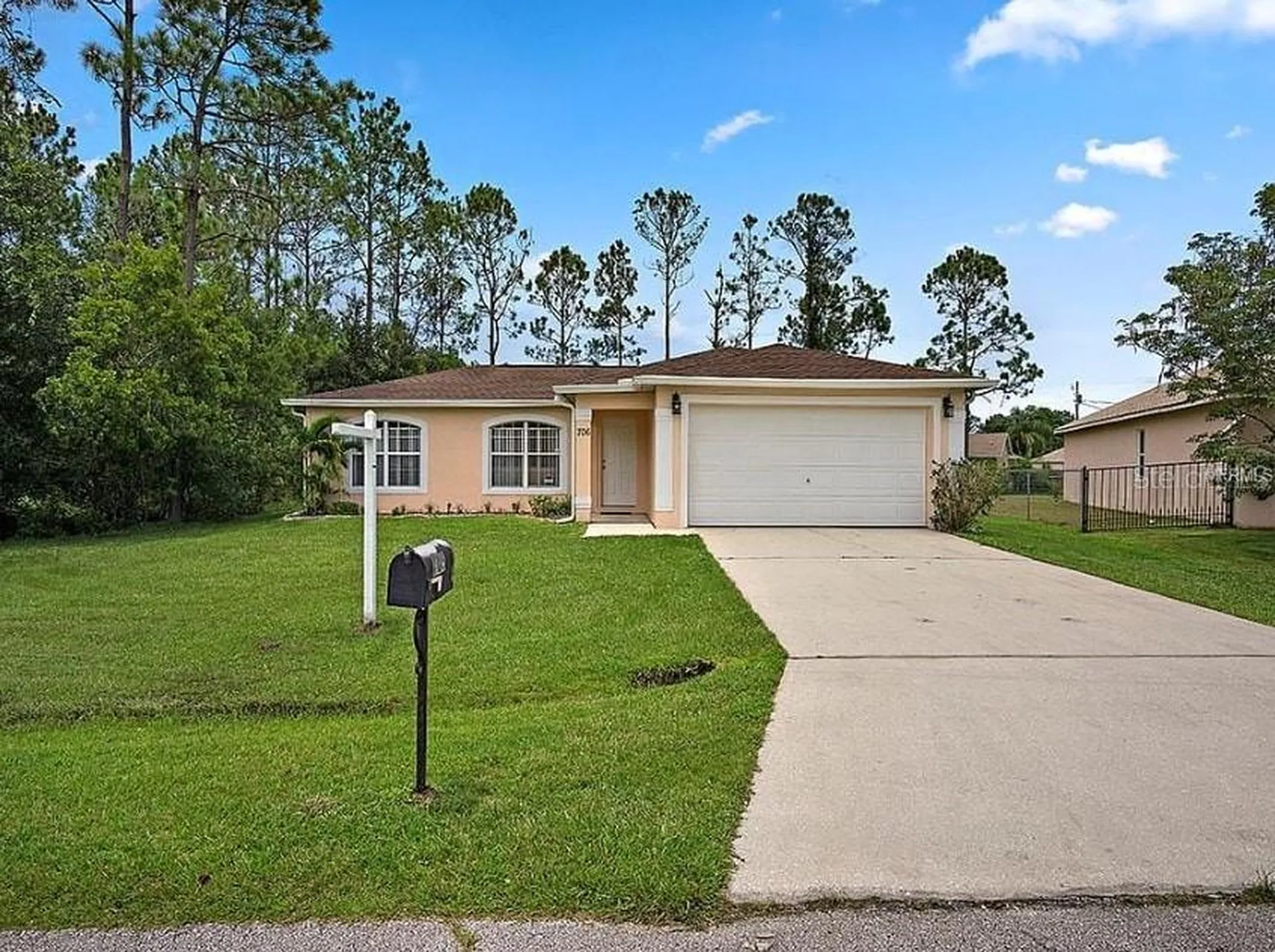 706 N Rennes Court Kissimmee FL 34759