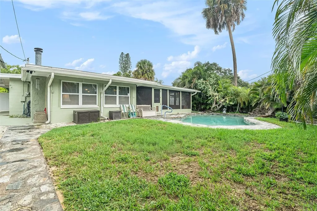 8897 Osprey Lane Seminole FL 33777