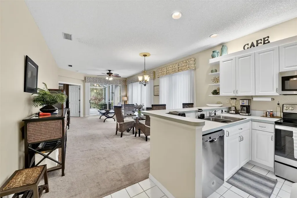 8512 54th Avenue Circle E Bradenton FL 34211