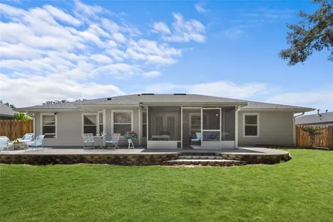 23464 NW 3rd Avenue Newberry FL 32669