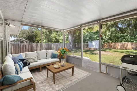 23464 NW 3rd Avenue Newberry FL 32669