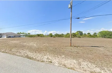 1721 NW 8th Terrace Cape Coral FL 33993