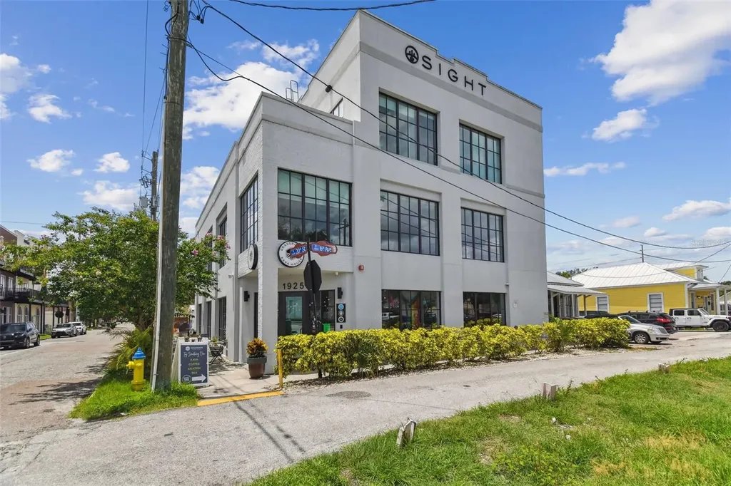 1919 E 6th Avenue Tampa FL 33605