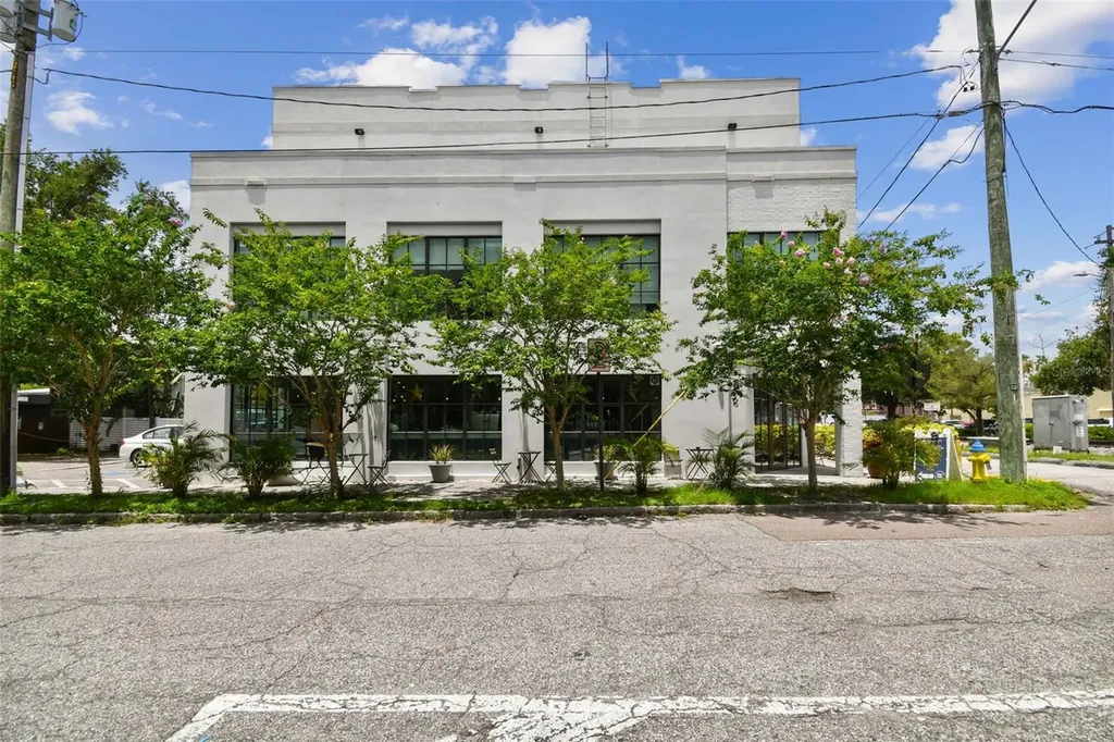 1919 E 6th Avenue Tampa FL 33605