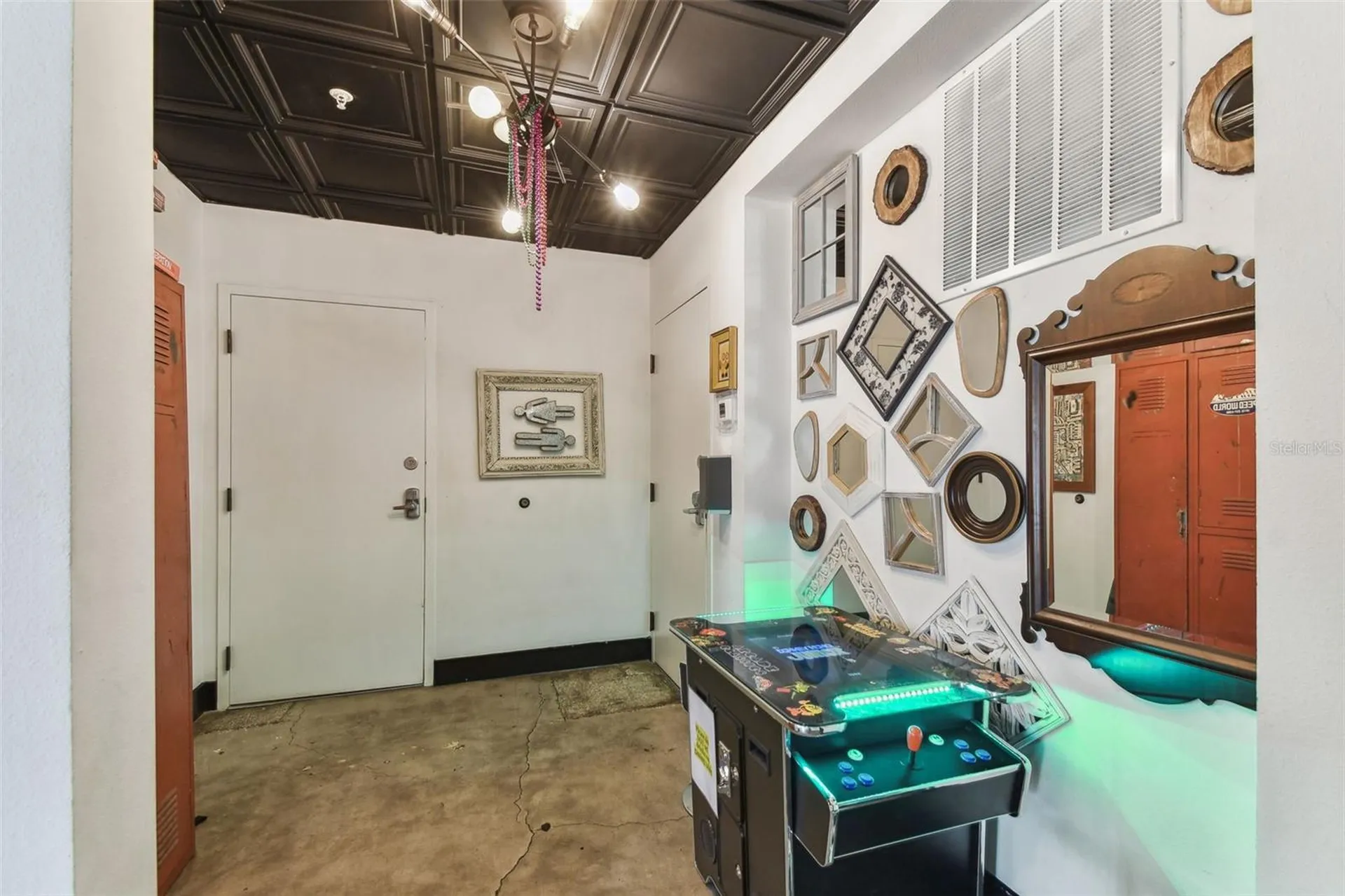 1919 E 6th Avenue Tampa FL 33605