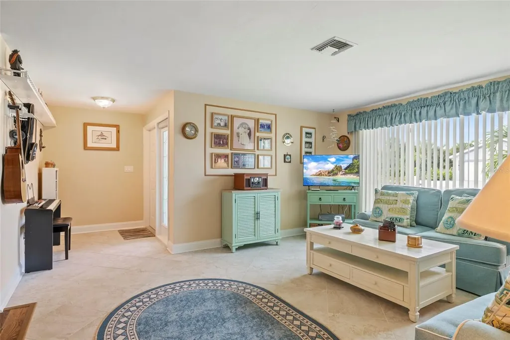 2461 W Marion Avenue Punta Gorda FL 33950