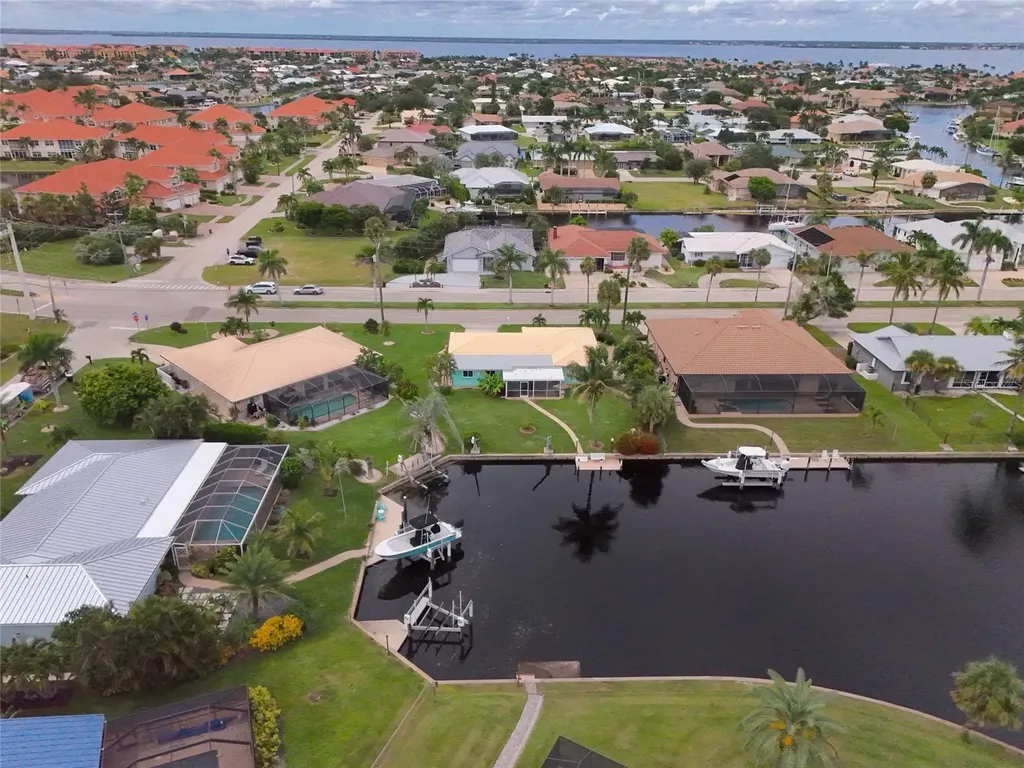 2461 W Marion Avenue Punta Gorda FL 33950
