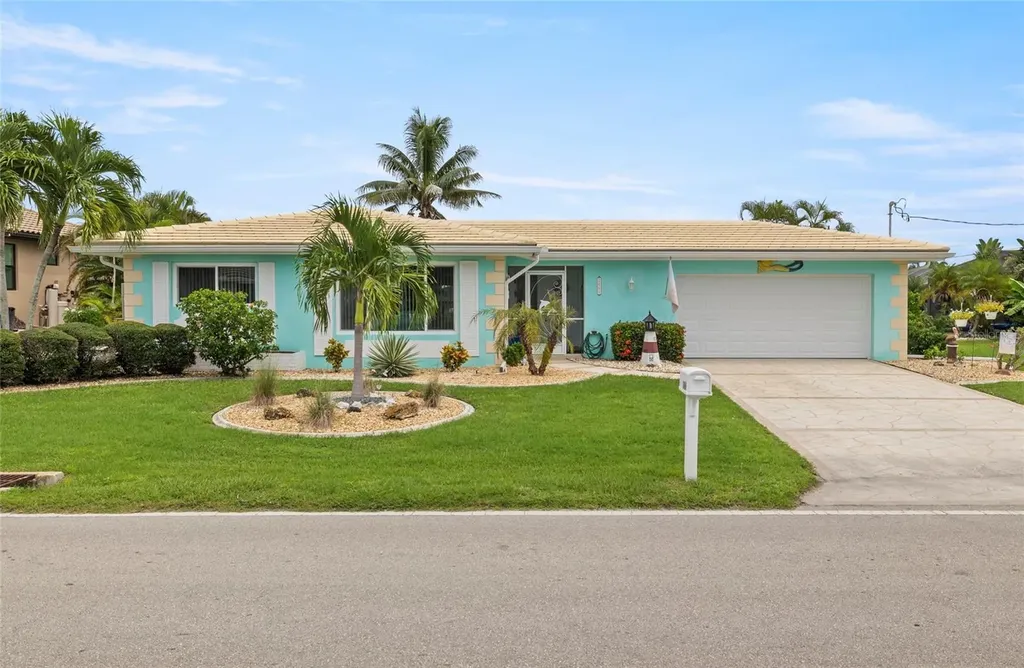2461 W Marion Avenue Punta Gorda FL 33950