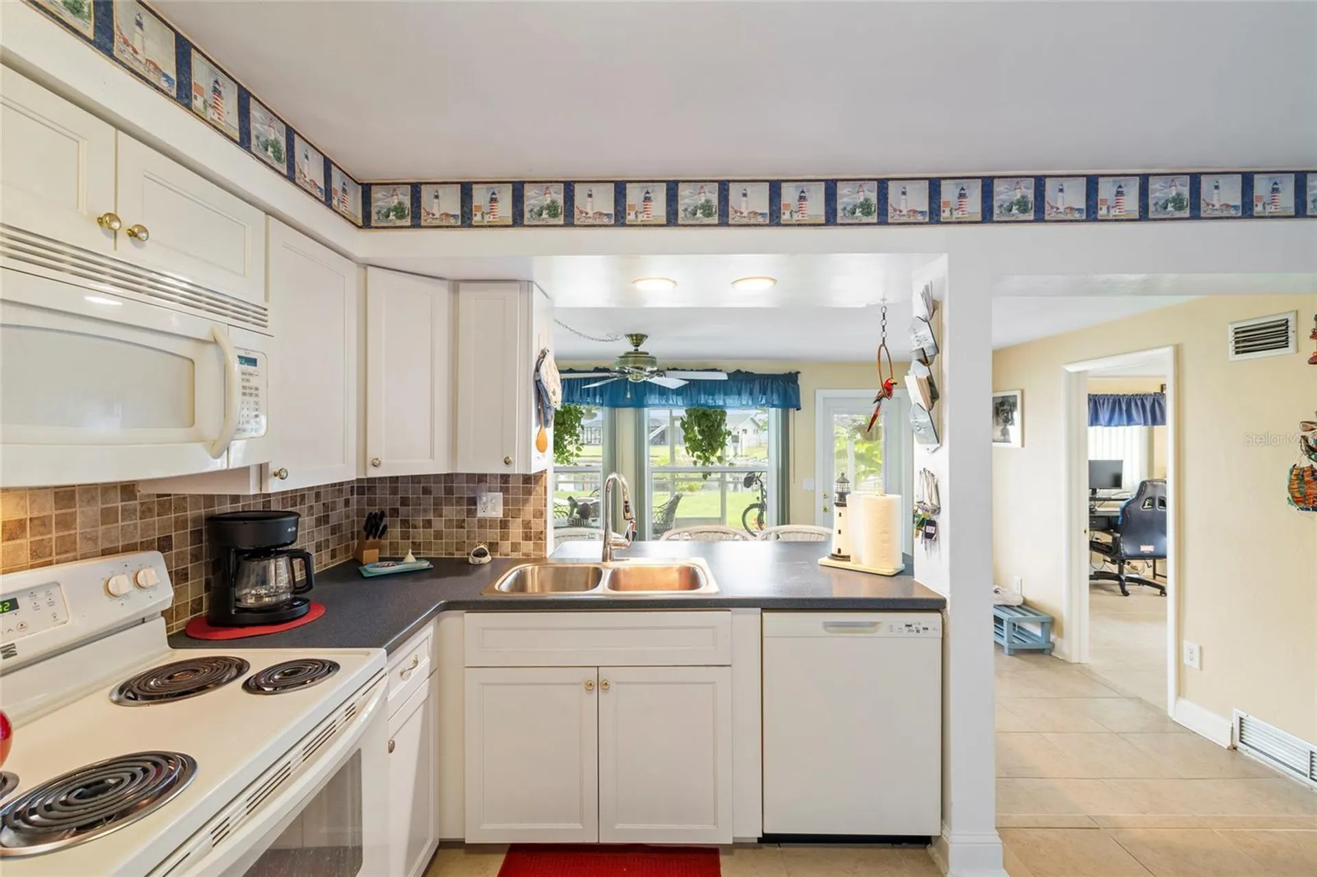 2461 W Marion Avenue Punta Gorda FL 33950