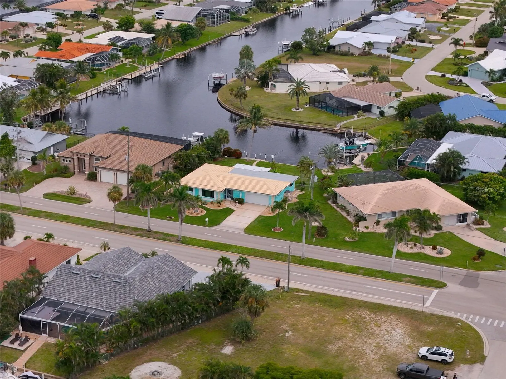 2461 W Marion Avenue Punta Gorda FL 33950