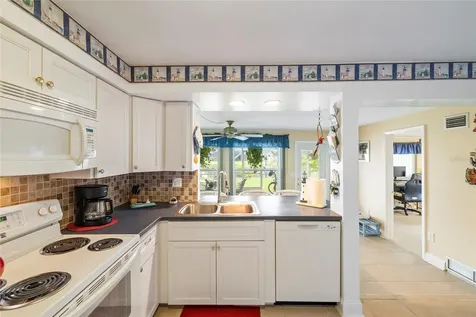 2461 W Marion Avenue Punta Gorda FL 33950