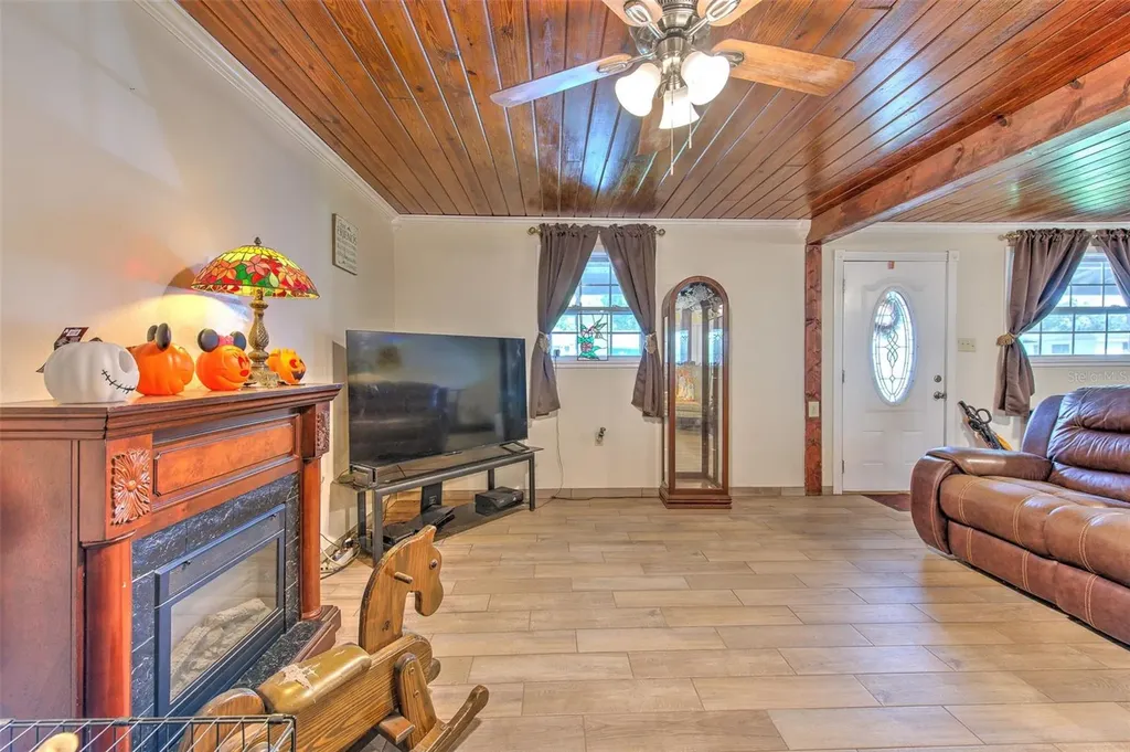38708 9th Avenue Zephyrhills FL 33542