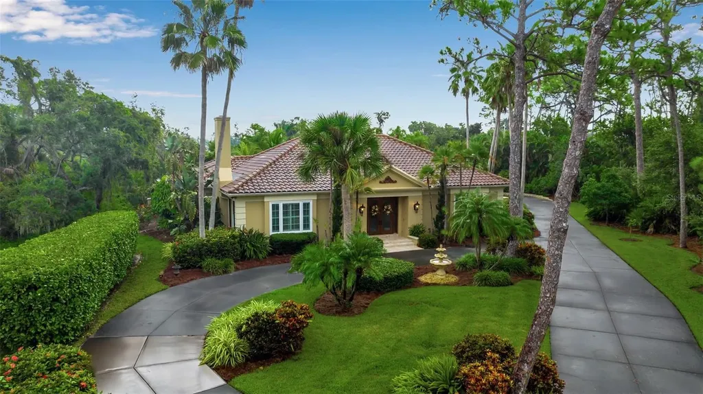 422 Blue Garden Lane Osprey FL 34229