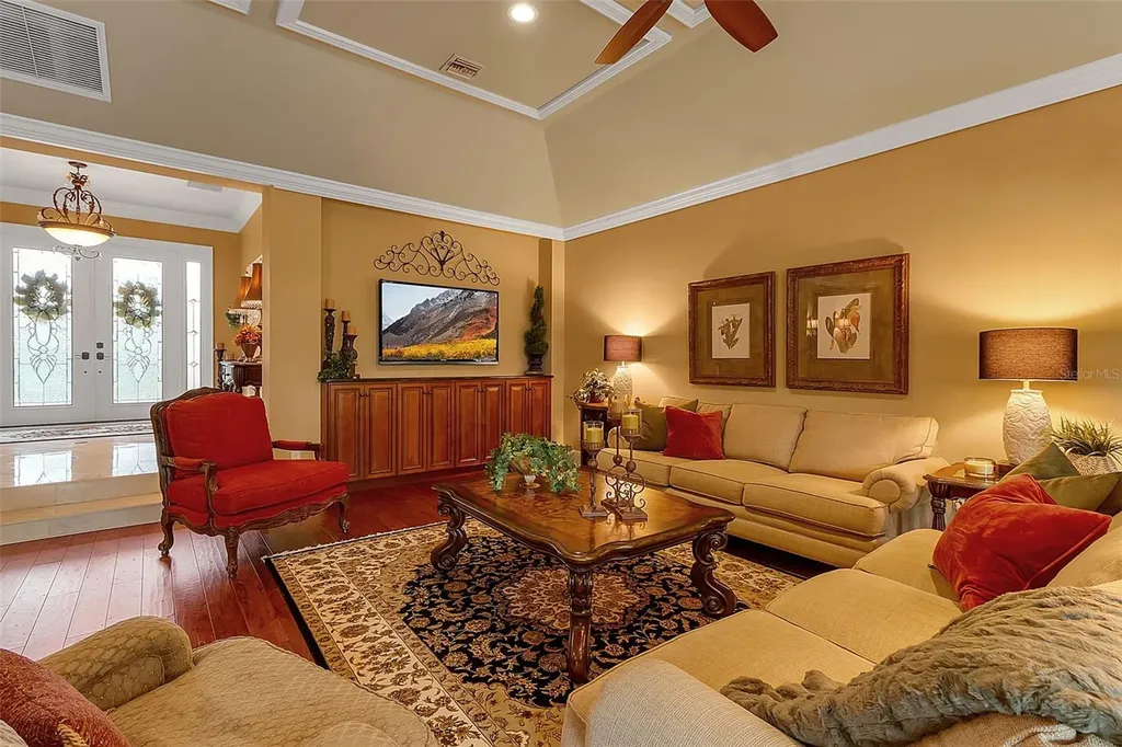 422 Blue Garden Lane Osprey FL 34229