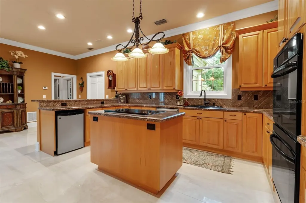 422 Blue Garden Lane Osprey FL 34229