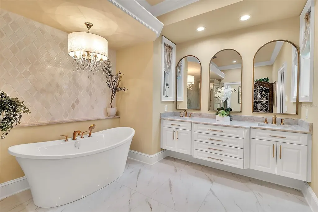 422 Blue Garden Lane Osprey FL 34229