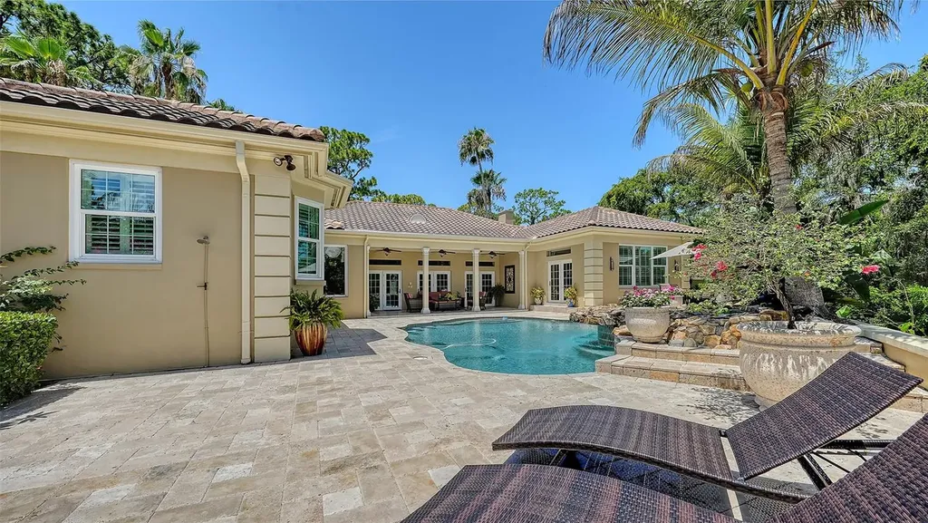 422 Blue Garden Lane Osprey FL 34229