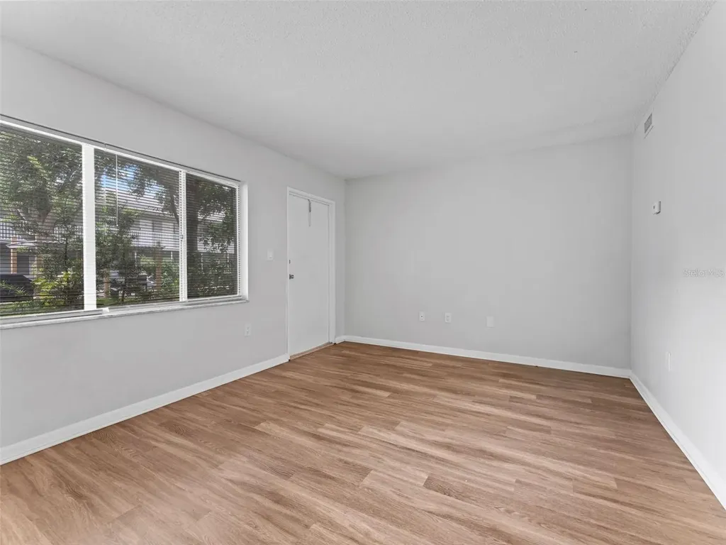 335 47th Avenue N St Petersburg FL 33703