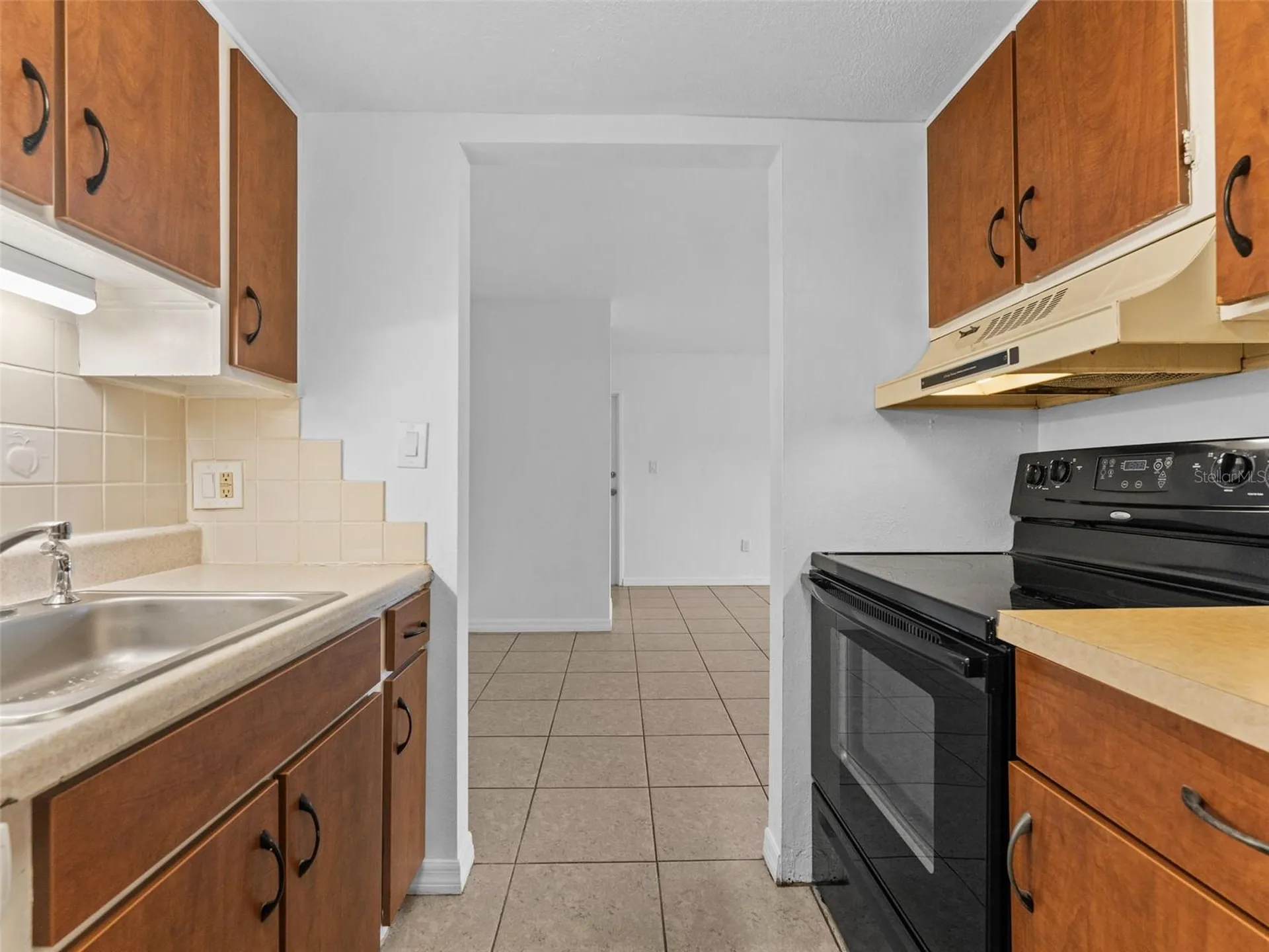 335 47th Avenue N St Petersburg FL 33703