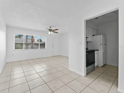 335 47th Avenue N St Petersburg FL 33703