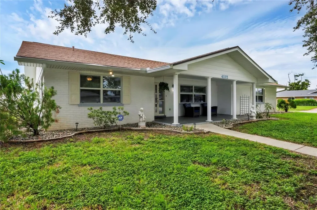 4112 23rd Avenue W Bradenton FL 34205