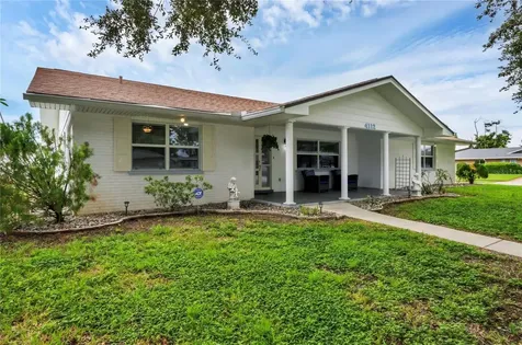 4112 23rd Avenue W Bradenton FL 34205