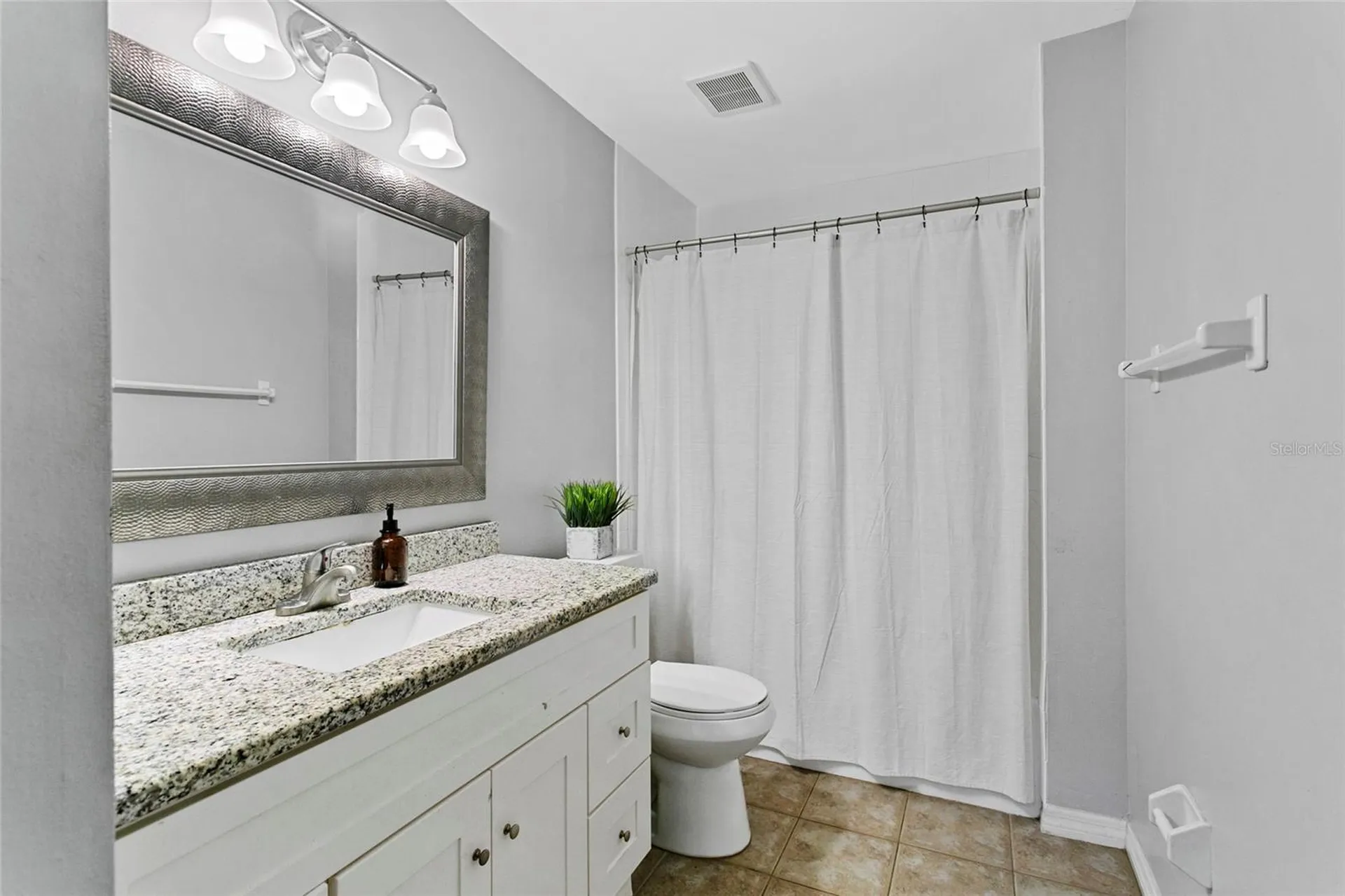 625 N Hyer Avenue Orlando FL 32803