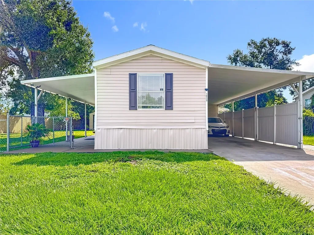 1059 Greenskeep Drive Kissimmee FL 34741