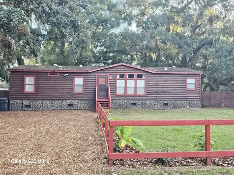 10605 2nd Street Thonotosassa FL 33592