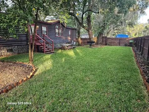10605 2nd Street Thonotosassa FL 33592