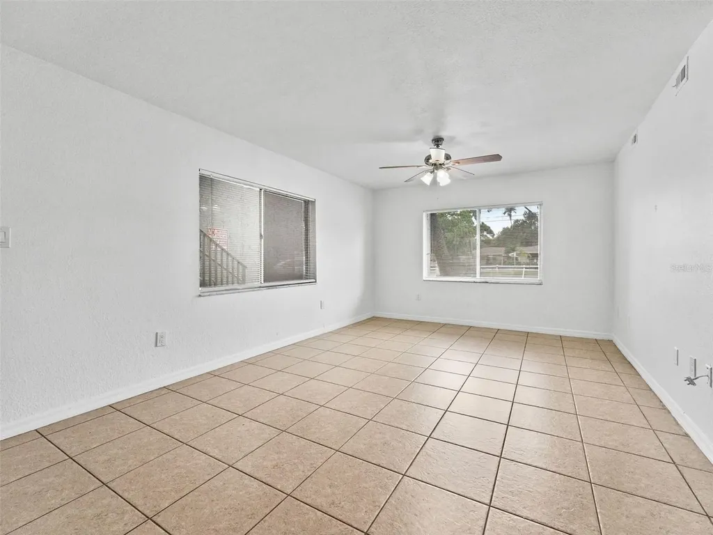335 47th Avenue N St Petersburg FL 33703