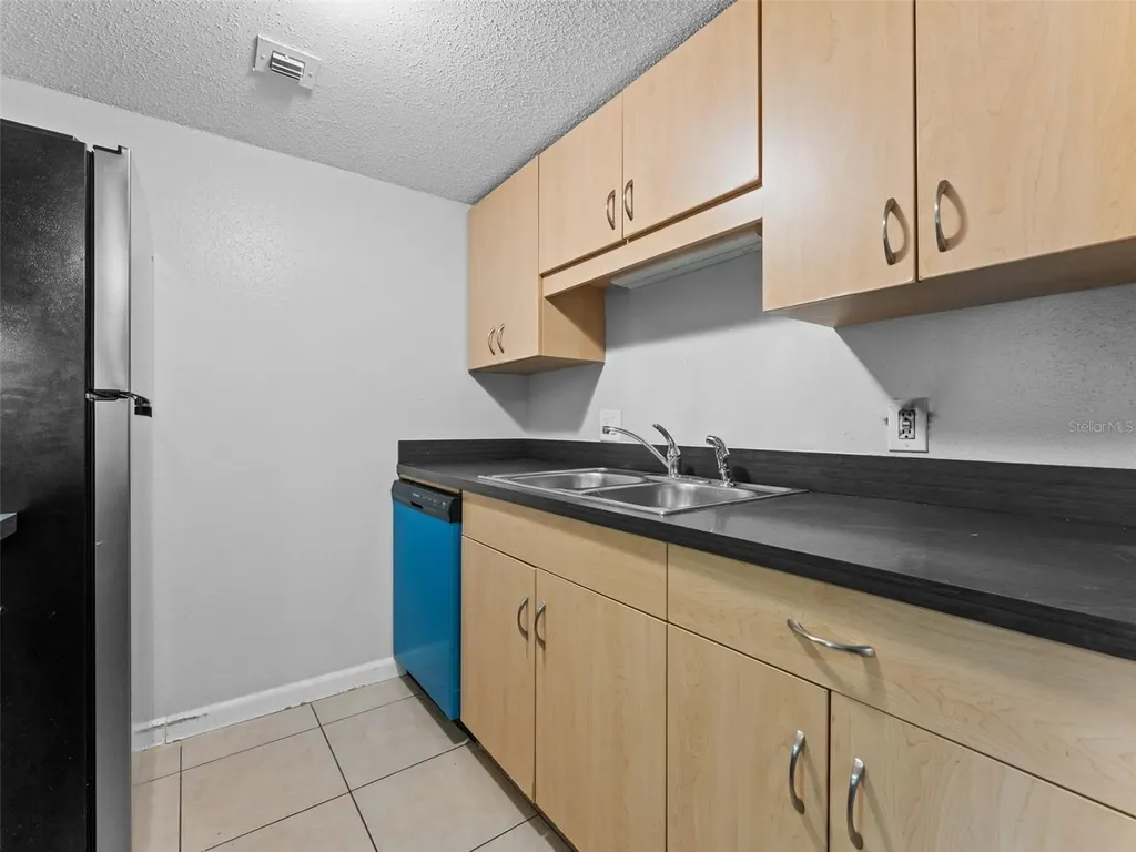 335 47th Avenue N St Petersburg FL 33703