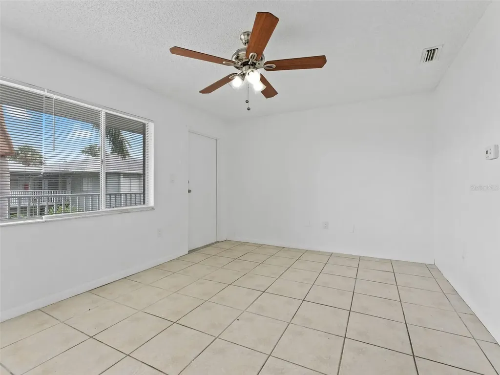 335 47th Avenue N St Petersburg FL 33703
