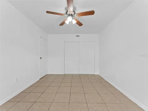 335 47th Avenue N St Petersburg FL 33703