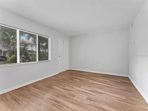 335 47th Avenue N St Petersburg FL 33703