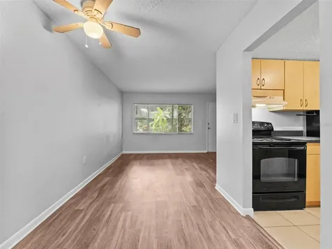 335 47th Avenue N St Petersburg FL 33703