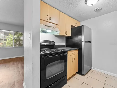 335 47th Avenue N St Petersburg FL 33703