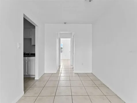 335 47th Avenue N St Petersburg FL 33703