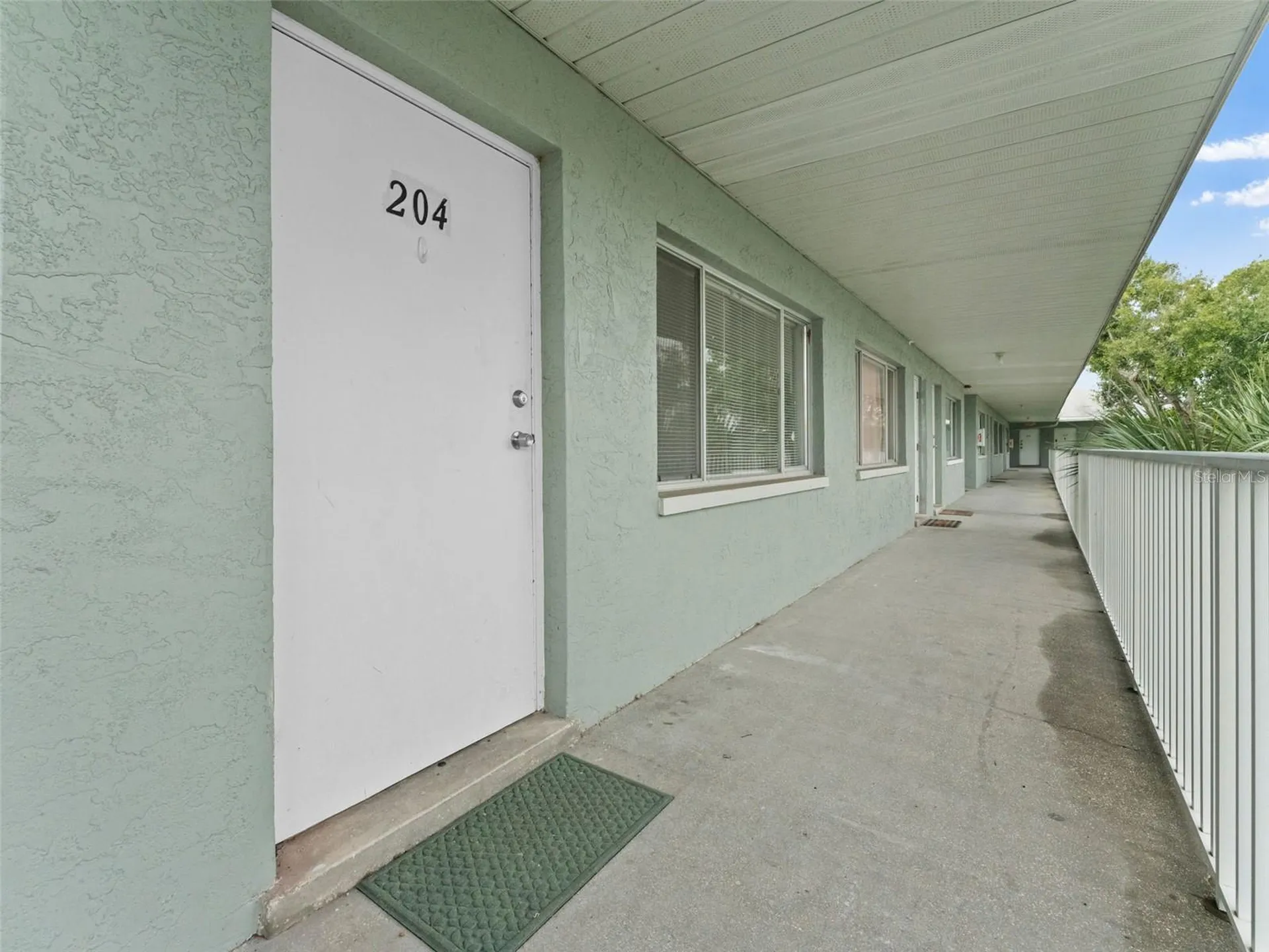 335 47th Avenue N St Petersburg FL 33703