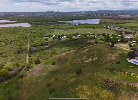 Carr 301 Km 3.2 Montelcarlo State Cabo Rojo PR 00623
