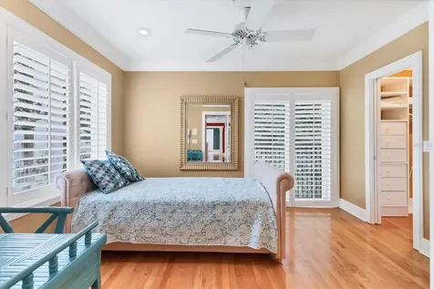 1602 Point Pleasant Avenue W Bradenton FL 34205