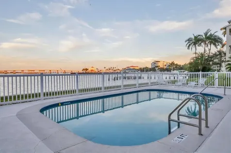 1602 Point Pleasant Avenue W Bradenton FL 34205
